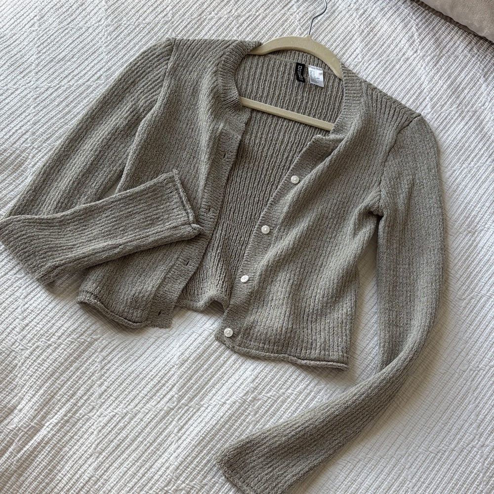 Sage Women's Beige Cardigan Sweater